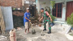 Babinsa Turun Tangan BAntu Warga Kurang Mampu