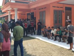 Warga Dadapan Ngronggot Desak Kejaksaan Bertindak Tegas Pada Kades, Dugaan Skandal Dana Desa