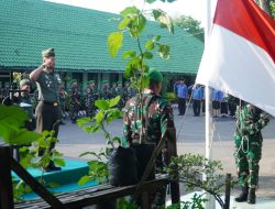 Pimpin Upacara Bendera 17 Dandim 0810/Nganjuk Bacakan Amanat KASAD Dan Berikan Jam Komandan