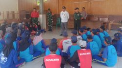 Anggota Koramil 0810/19 Jatikalen bersama polsek Jatikalen.Melakasanakan Pelatihan Paskibraka Tingkat Kecamatan Di Wilayah Binaan