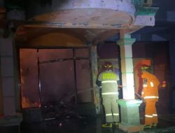 Ditinggal Salat Subuh, Dua Rumah di Nganjuk Terbakar Akibat Korsleting Kulkas