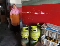 Pedagang Kecil di Kota Kediri Keluhkan Kelangkaan Gas LPG 3 Kilogram