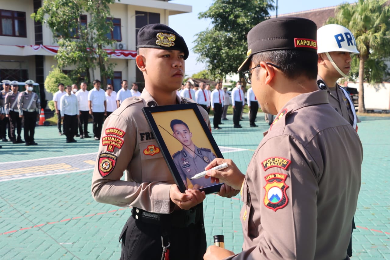 Anggota Polres Batu Dipecat Tak Hormat, Kapolres Tegaskan Komitmen Disiplin Internal