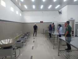 Babinsa Koramil 0810/15 Rejoso Dampingi Tim SPPI Verifikasi Akhir SPPG Mandiri di Wilayah Binaannya