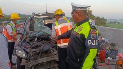 Kecelakaan Maut di Tol Jombang–Mojokerto, Tiga Orang Tewas