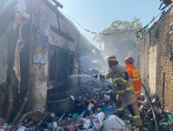 Rumah Warga Nganjuk Terbakar Diduga Akibat ODGJ Bakar Sampah