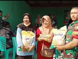 TNI Turun Tangan, Koramil Baron Gelar Pangan Murah, 2 Ton Beras SPHP Ludes Diserbu Warga