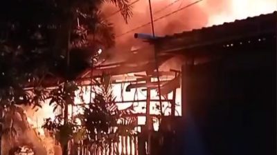 Dua Rumah di Lamongan Ludes Dilalap Api, Kerugian Capai Rp150 Juta