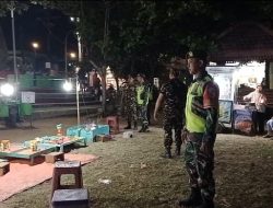 Patroli Keliling Koramil 0810/10 Tanjunganom Bersama Banser Jaga Kondusifitas Wilayah