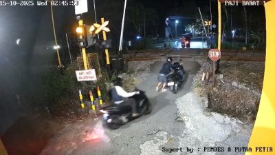 Dua Motor Raib Digondol Maling di Pucuk Lamongan, Aksi Terekam CCTV