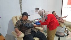 Masyarakat Nganjuk Ikut Sukseskan Donor Darah HUT Humas Polri