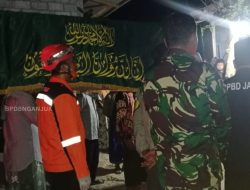 Jenazah Korban Tragedi Musala Al Khoziny Sidoarjo Asal Nganjuk Dimakamkan di Wilangan