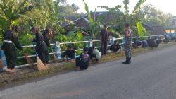 Babinsa Koramil 20 Ngluyu Laksanakan Karbak Pembersihan Lingkungan Bersama PSHT