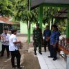 Babinsa Desa Rejoso Dampingi Penyaluran Program MBG di SMPN 1 Rejoso