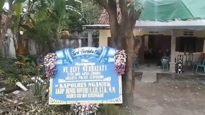 Korban Pembunuhan di Kamar Kost Payaman Ternyata Istri dan  Anak Polisi Kertosono  Pelaku Diduga  Pacar Salah Satu Korban