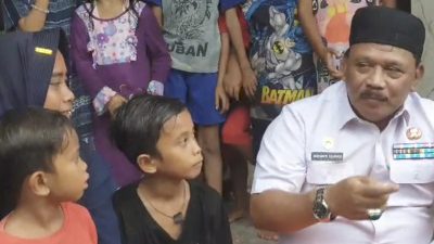 Tangis Haru Ibu Siswa Viral Nganjuk, Jalan Rusak Segera Dibangun: Tidak Terbayang Mau Didatangi Pak Bupati