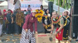 Seluruh RT di Kelurahan Pocanan Turun ke Jalan untuk Meriahkan Hari Pahlawan