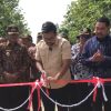 Anggota DPRD Nganjuk Fauzi Hadir Saat Peresmian Jalan Cor Beton di Sendanggogor Lengkong