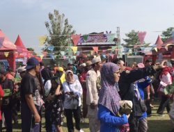 Ribuan Botok Ludes Diserbu Warga dalam Hitungan Menit Saja Festival 1.000 Botok Gejagan Bersama KKN Unair