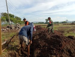Babinsa Koramil 0810/15 Rejoso Laksanakan Pengawasan dan Monitoring Pembangunan Koperasi Desa Kelurahan Merah Putih (KDKMP) di Wilayah Binaannya