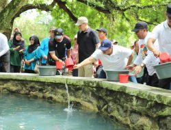 Sendang Slaji Jombang Dihijaukan : 500 Pohon Ditanam, 1.200 Benih Ikan Dilepas