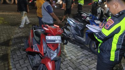 Dua Motor Adu Banteng di Tunggorono, Seorang TKA Asal Taiwan Meninggal Dunia