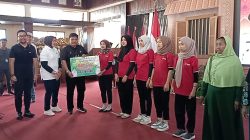 Pemkab Nganjuk Salurkan BLT kepada Buruh Pabrik Rokok dan Buruh Tani Tembakau