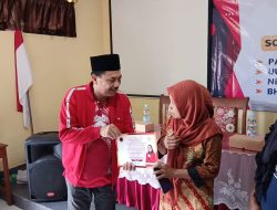 Wujudkan Keadilan Pendidikan, Ketua DPRD Nganjuk Dampingi Anggota DPR RI Salurkan PIP di Bagor
