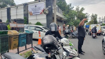 Jukir Liar Masih Berkeliaran Meski Parkir Berlangganan Berlaku di Tulungagung