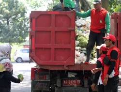 Libur Nataru, Volume Sampah di Kawasan SLG Kediri Tembus 2,5 Ton per Hari