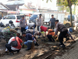 Dibalik kebersihan Pasar Gondang ada Gotong Royong Masyarakat dan Aparat