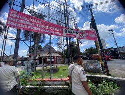 Satpol PP Kabupaten Kediri Tindak Reklame Liar dan Pengamen Badut di Ngadiluwih