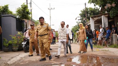 Siapkan Akses Mudah Untuk Mudik Kang Marhaen dan  Mas Handy Gercep Perbaiki Jalan Rusak