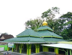 Masjid Iban Sirnoboyo, Bangunan Misterius yang Berdiri Sejak Tahun 1415
