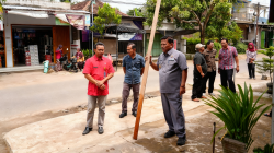 Kang Marhaen Sidak Titik Genangan Air di Baron Saat Turun Hujan